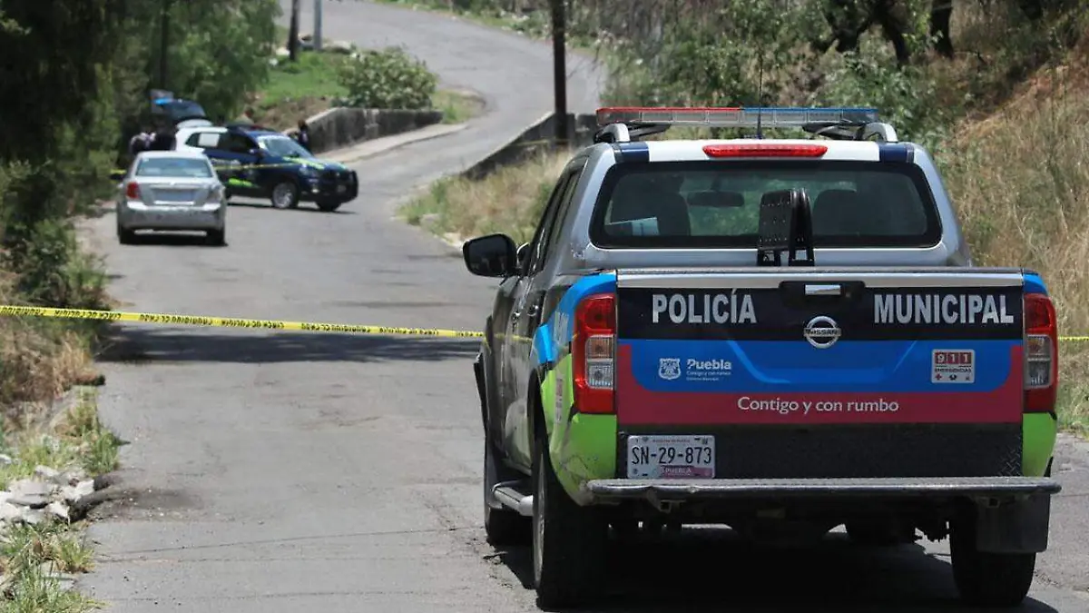 Un cuerpo encostalado y con diversos signos de violencia fue abandonado sobre el Camino al Batán